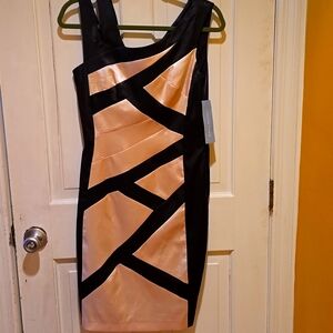 London times cocktail dress! Black and light gold gorgeous cocktail dress.